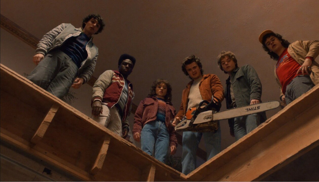 Stranger Things encerra ciclo de 9 anos com episódio final carregado de emoção nos bastidores